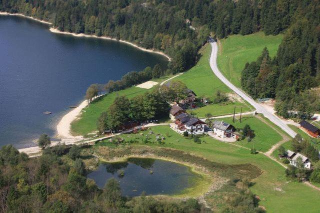 Haus Hirschpoint Hotel Faistenau Kültér fotó